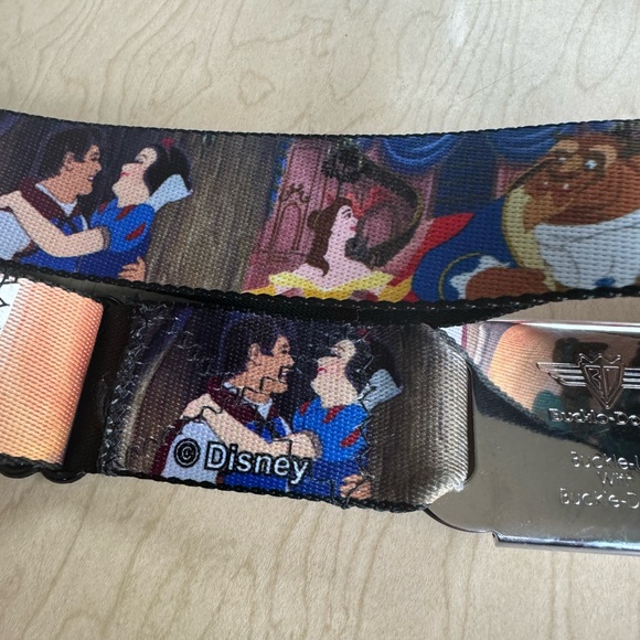 Buckledown Adjustable Disney Seatbelt Princess Belt - Picture 2 of 8